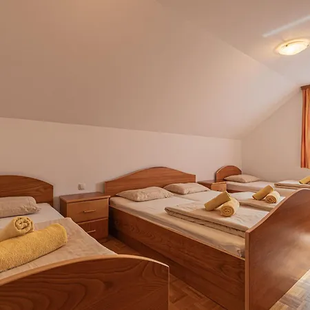 Apartmán Tourist Farm Skrbina