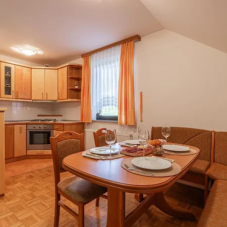 Apartmán Tourist Farm Skrbina *