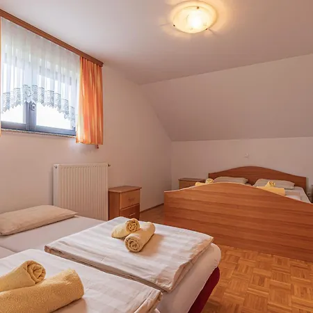 Tourist Farm Skrbina Apartmán *